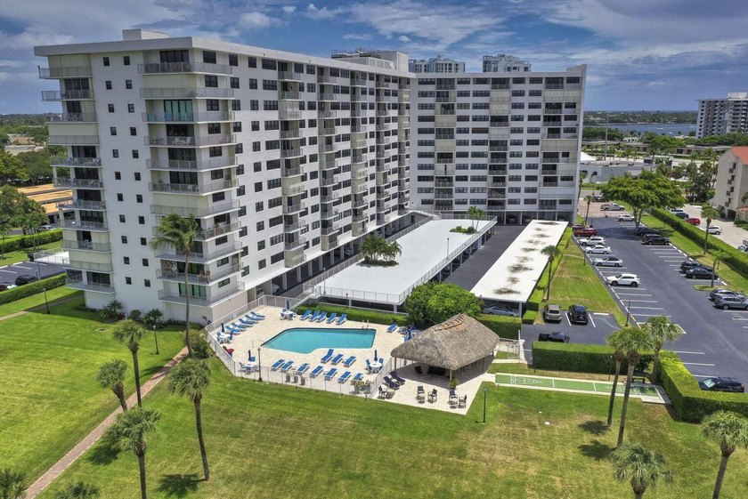 Brand new AC and HWH, 11/2025. Welcome to one of North Palm - photo 16