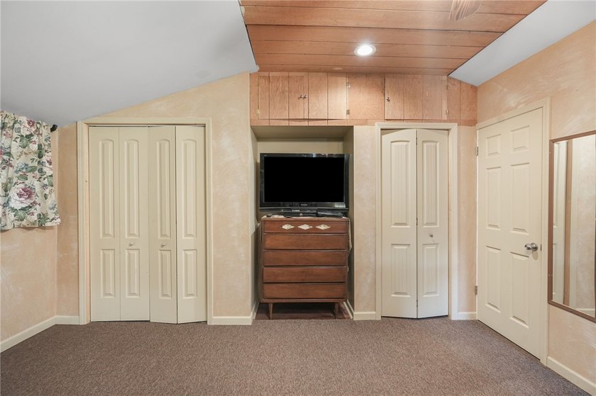 Mixed-use investment opportunity with over $30,000/year in - photo 42