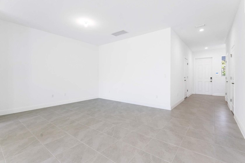 552 Sanderling Cir - photo 11