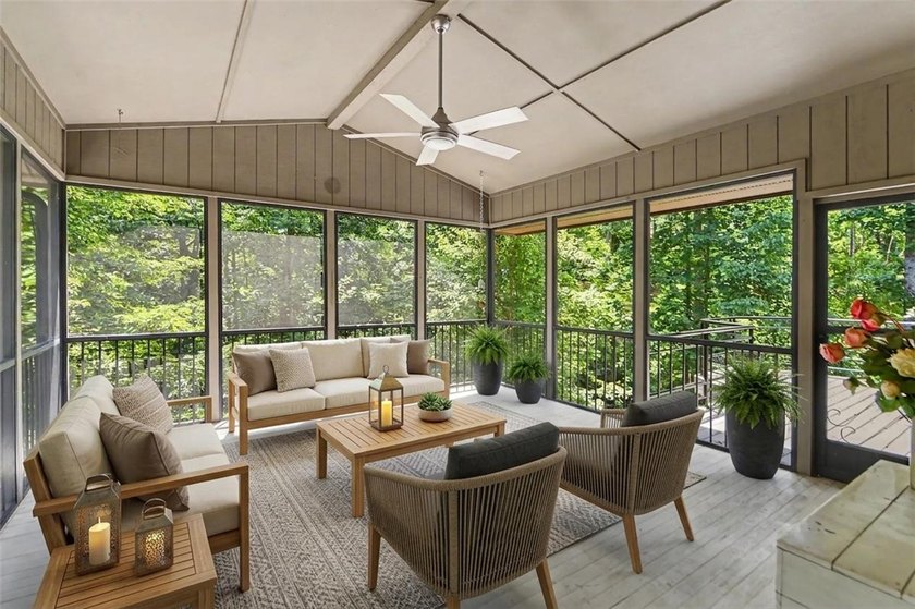 If you're searching for a home with distinctive character - photo 18