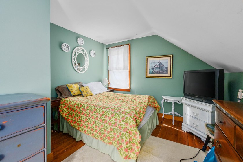 Deeded Sandy Beach Rights on Follins Pond With Direct Access To - photo 21