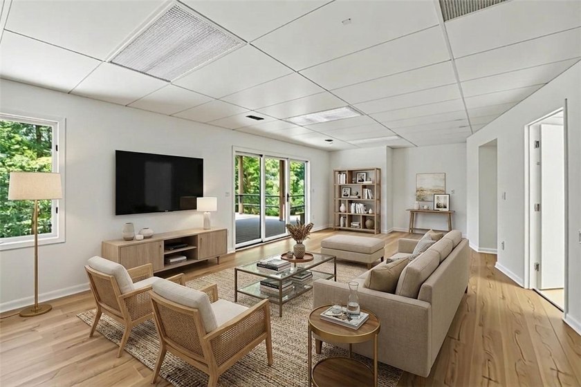 If you're searching for a home with distinctive character - photo 36