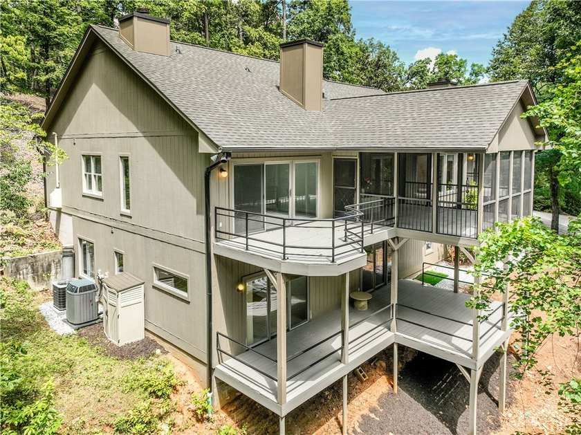 If you're searching for a home with distinctive character - photo 50