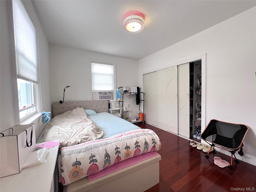 Beautiful 3-story Colonial single-family home in the heart of - photo 17