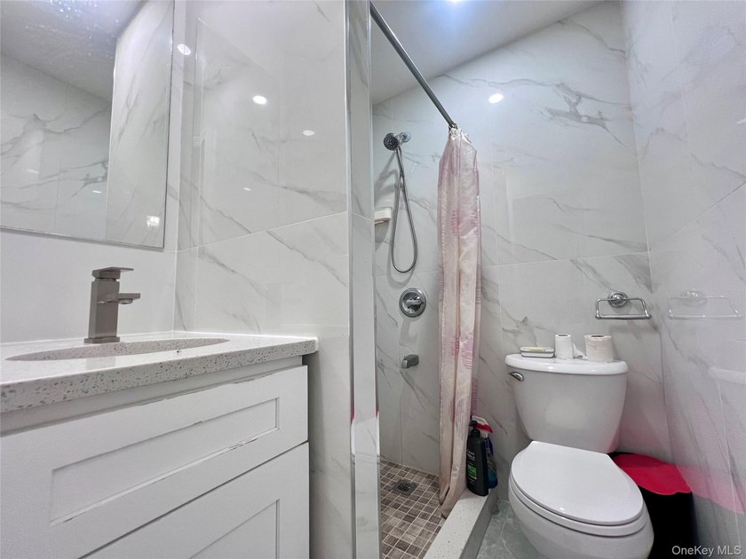 Beautiful 3-story Colonial single-family home in the heart of - photo 21
