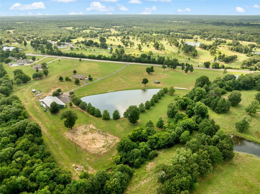 Luxury Country Estate on 26.78+/- Acres with Water Rights - photo 9