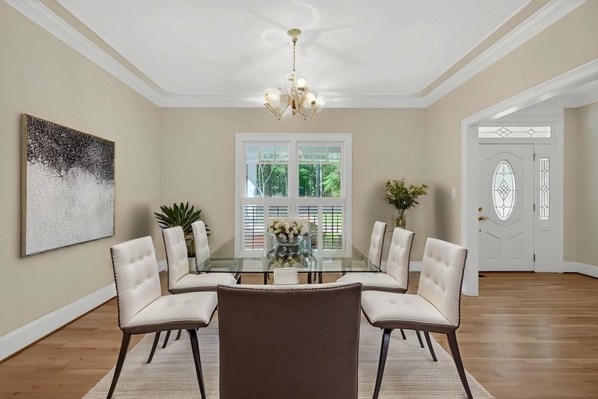 PLEASE FIND VIDEO TOUR LINK Custom-built Southern Living-style - photo 7