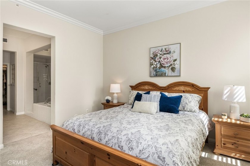 4001 Balmoral - photo 37