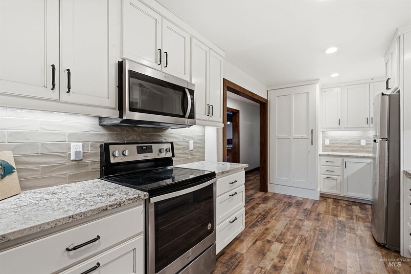 Escape to the mountains without sacrificing modern comfort at 1 - photo 38