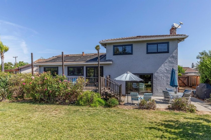 This 4 bedroom 2.5 bath Cambrian home enjoys many upgrades on - photo 38