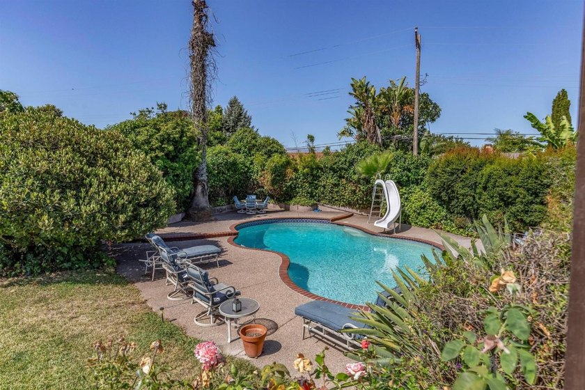 This 4 bedroom 2.5 bath Cambrian home enjoys many upgrades on - photo 40