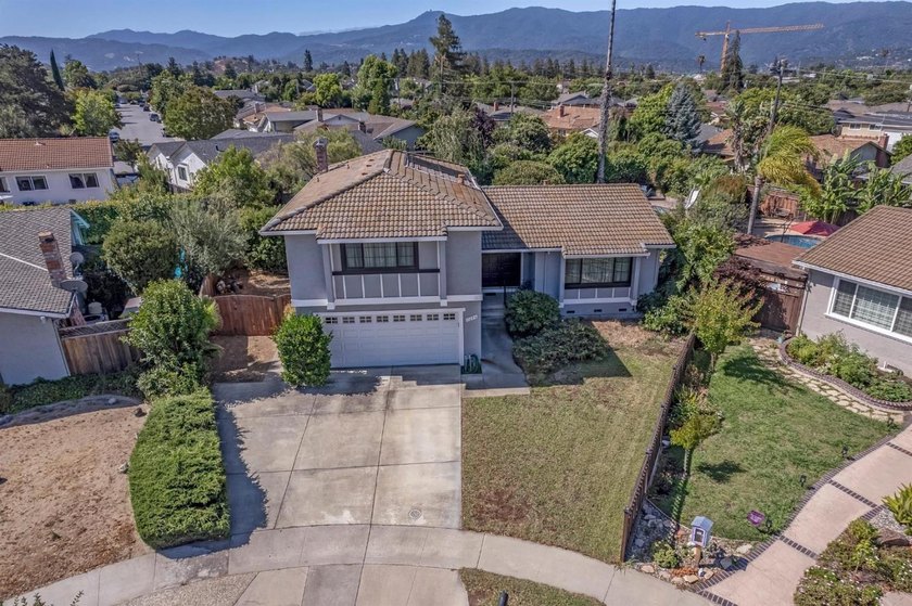 This 4 bedroom 2.5 bath Cambrian home enjoys many upgrades on - photo 45