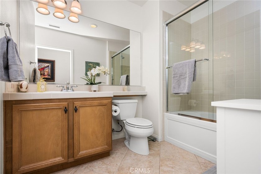4001 Balmoral - photo 47