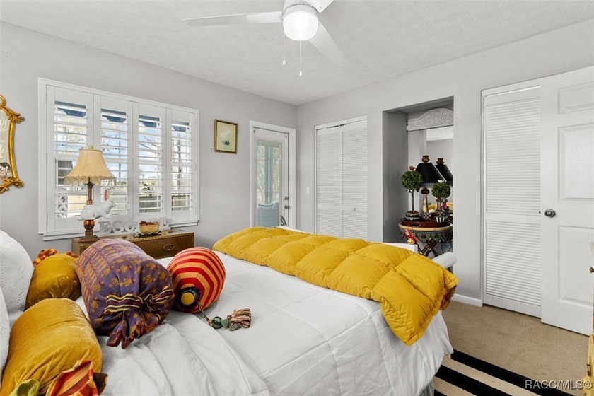 Live the elegant waterfront lifestyle you have always dreamed of - photo 15