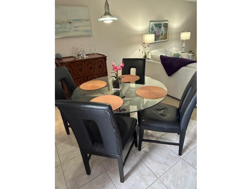 This a fantastic updated unit with 1 full bathroom and 1/2 bath - photo 9