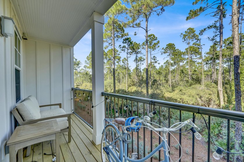 Welcome to your perfect coastal getaway! This beautifully - photo 18