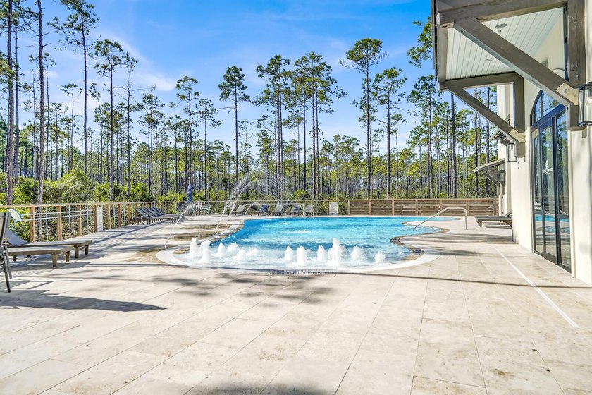 Welcome to your perfect coastal getaway! This beautifully - photo 36