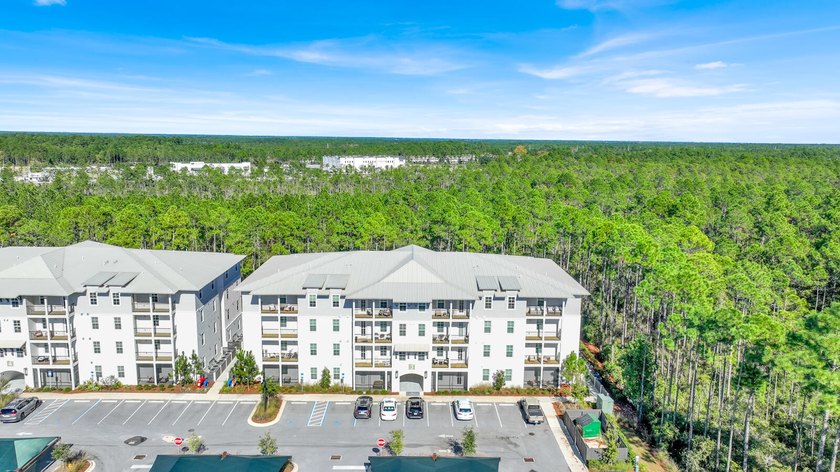 Welcome to your perfect coastal getaway! This beautifully - photo 37