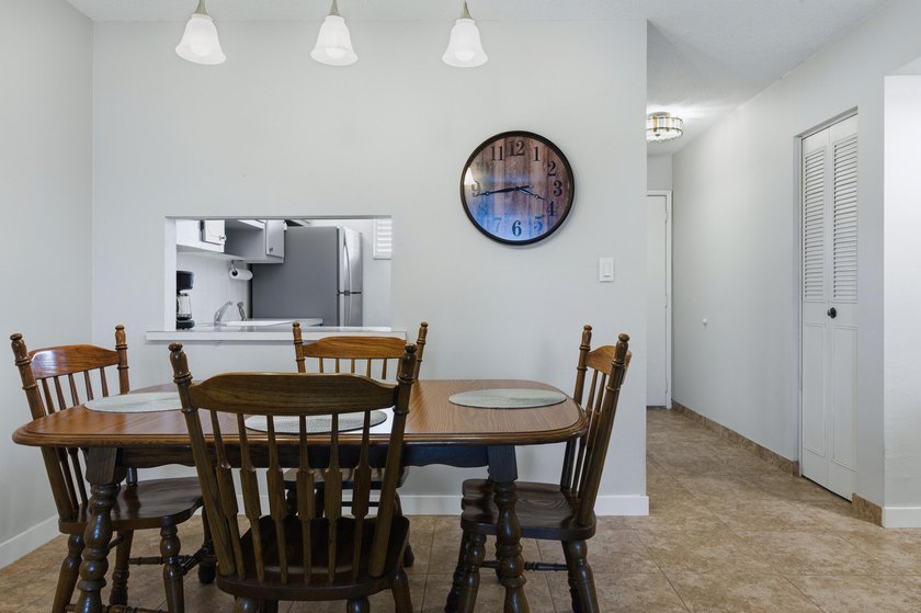 This beautifully maintained second floor, 2-bedroom, 1-bath - photo 5