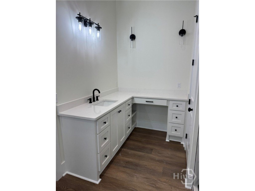 IMPROVED PRICE!! Pristine corner lot, new construction build in - photo 25