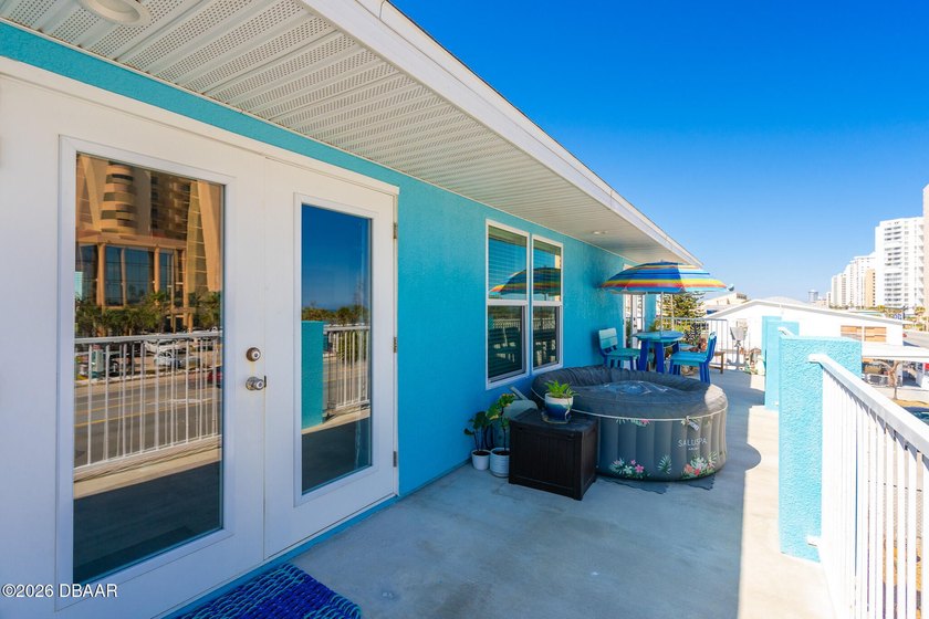 Limited-Time Financing Incentive! Qualified buyers may receive a - photo 21