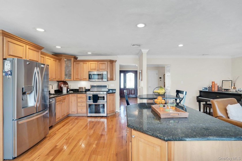 Fabulous 4 bedroom ranch in the heart of Village on the Hill - photo 24