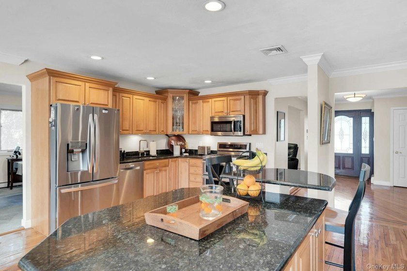 Fabulous 4 bedroom ranch in the heart of Village on the Hill - photo 25