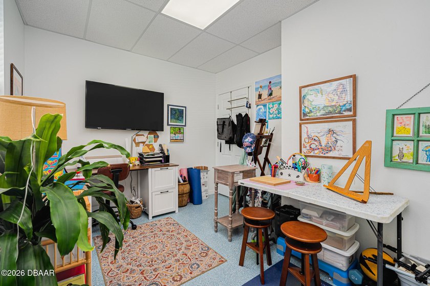 Limited-Time Financing Incentive! Qualified buyers may receive a - photo 30