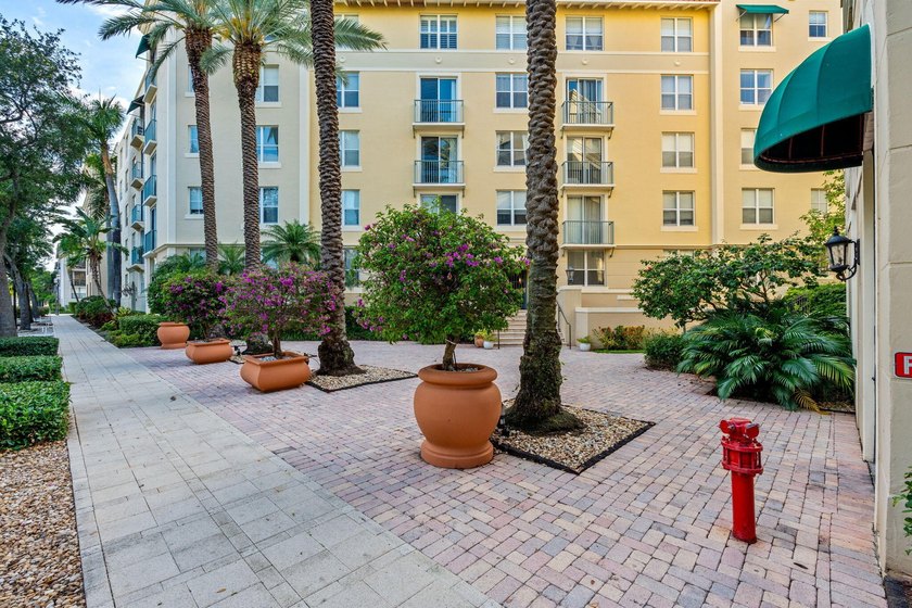 Live where everything happens-CityPlace at your doorstep. This - photo 43