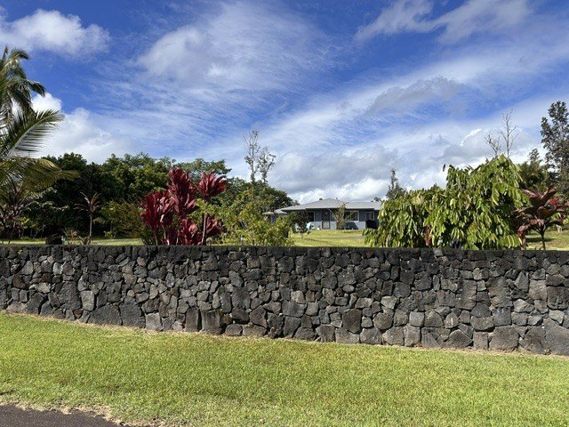 Beautiful recently upgraded 3-bedroom 2 bath home on paved road - photo 3