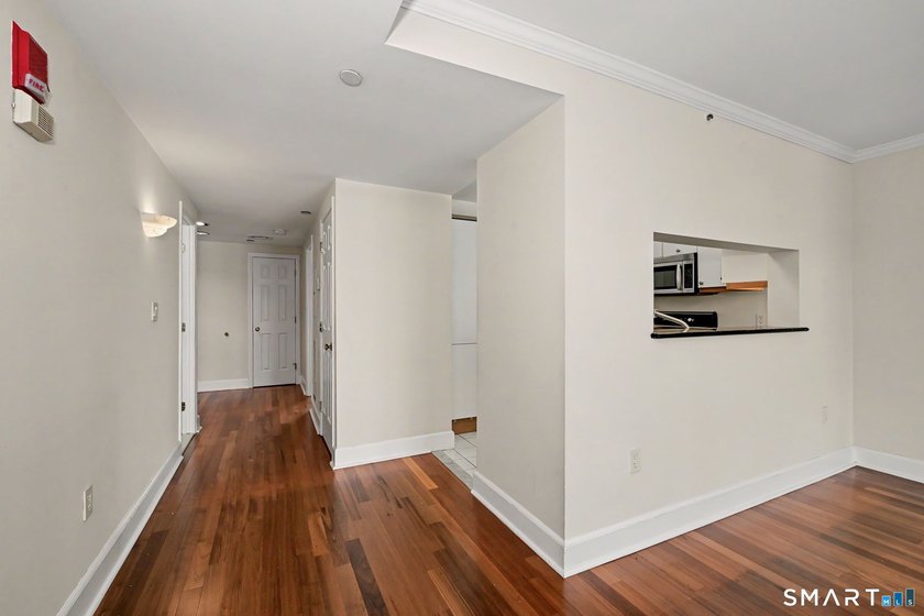 Welcome to 43 Harbor Drive in beautiful Shippan, where coastal - photo 13