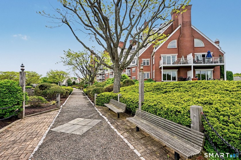 Welcome to 43 Harbor Drive in beautiful Shippan, where coastal - photo 25
