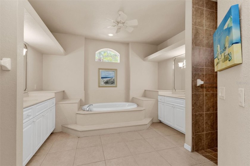 This GORGEOUS Double Lot (A 3rd Lot next door is available / - photo 34