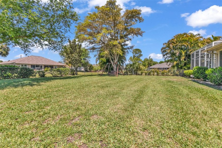 This GORGEOUS Double Lot (A 3rd Lot next door is available / - photo 49