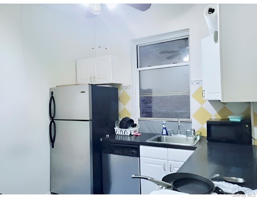 Welcome to this beautifully renovated 2-bed, 1-bath located in - photo 9