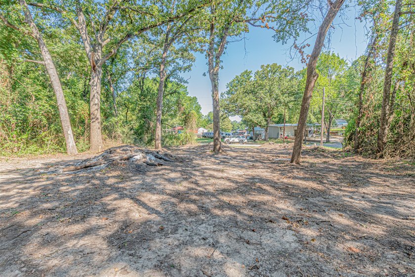 Cleared, Tree-Covered Lot Near Cedar Creek Lake - Ready for Your - photo 4