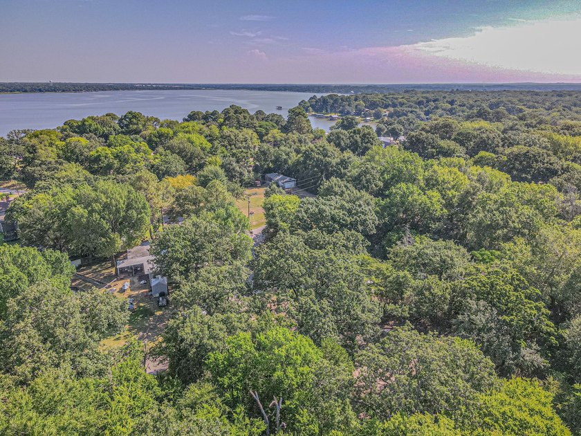 Cleared, Tree-Covered Lot Near Cedar Creek Lake - Ready for Your - photo 9