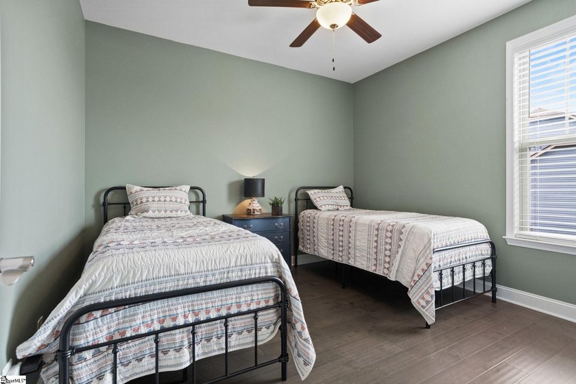 Welcome home to 5 Ryders Way in Taylors! Situated on nearly half - photo 14