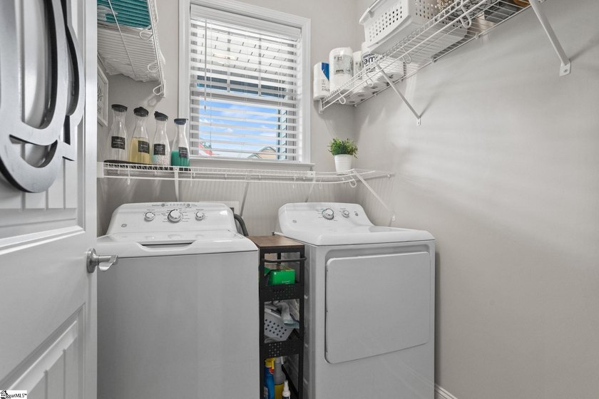 Welcome home to 5 Ryders Way in Taylors! Situated on nearly half - photo 18