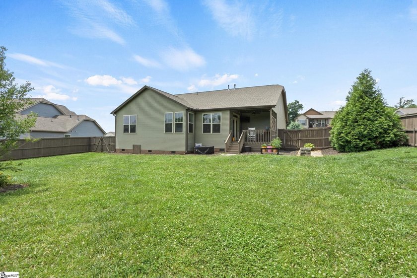 Welcome home to 5 Ryders Way in Taylors! Situated on nearly half - photo 25