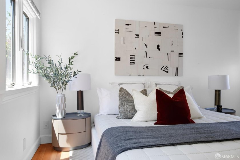 Set on Bernal Heights' North Slope, this updated duplex offers a - photo 13