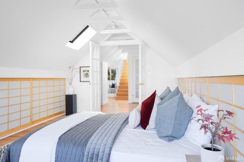 Set on Bernal Heights' North Slope, this updated duplex offers a - photo 20
