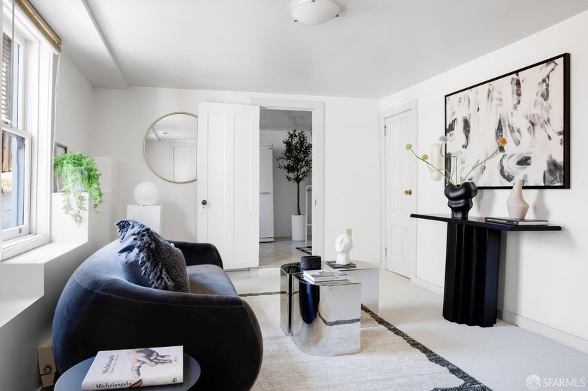 Set on Bernal Heights' North Slope, this updated duplex offers a - photo 28