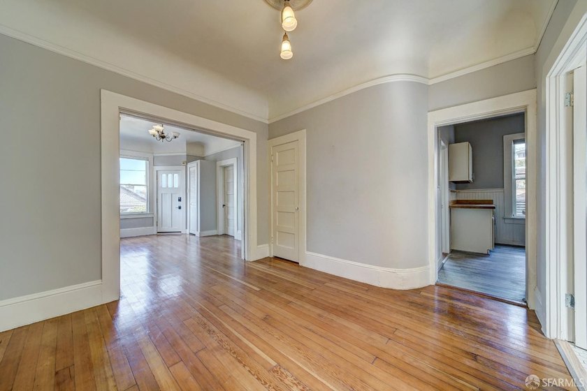 Set on Bernal Heights' North Slope, this updated duplex offers a - photo 37