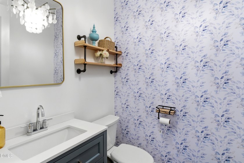 Located in the exclusive Fairview Manor section of Wakefield - photo 19