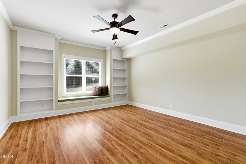 Located in the exclusive Fairview Manor section of Wakefield - photo 40