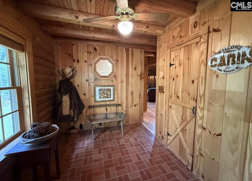 If you've been looking for your *little cabin in the woods* - photo 5