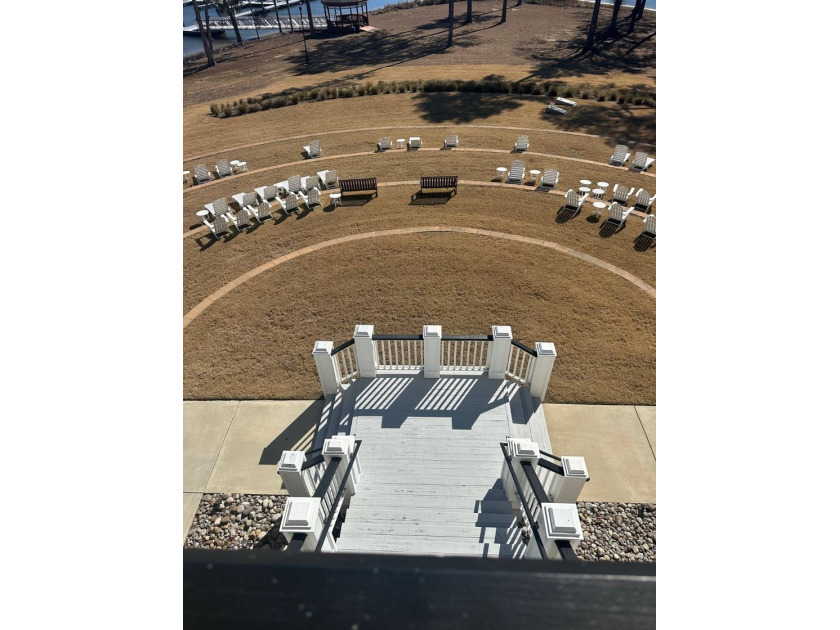 Stewart Landing offers beautiful lake views, low country - photo 11