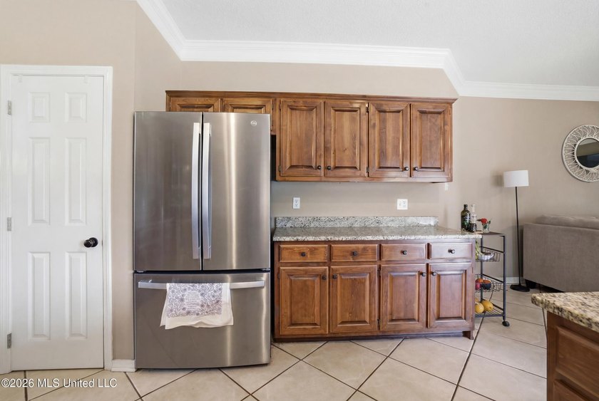 Beautiful 4BR/3BA home in desirable Bienville Place! This - photo 18
