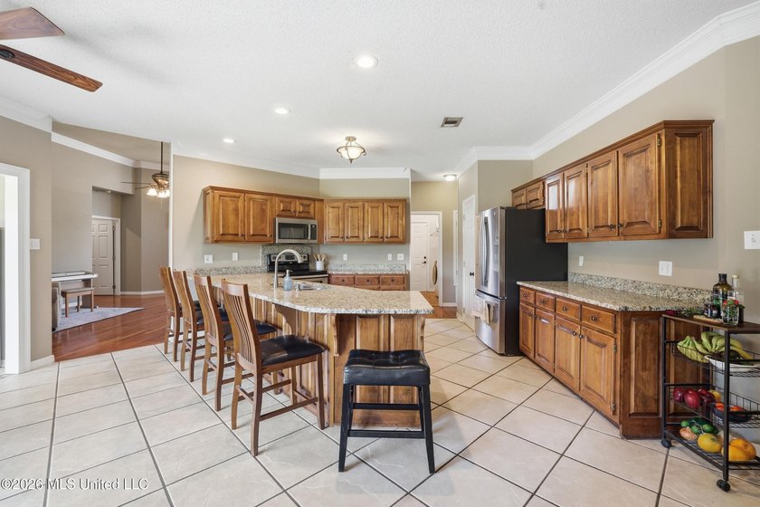 Beautiful 4BR/3BA home in desirable Bienville Place! This - photo 19